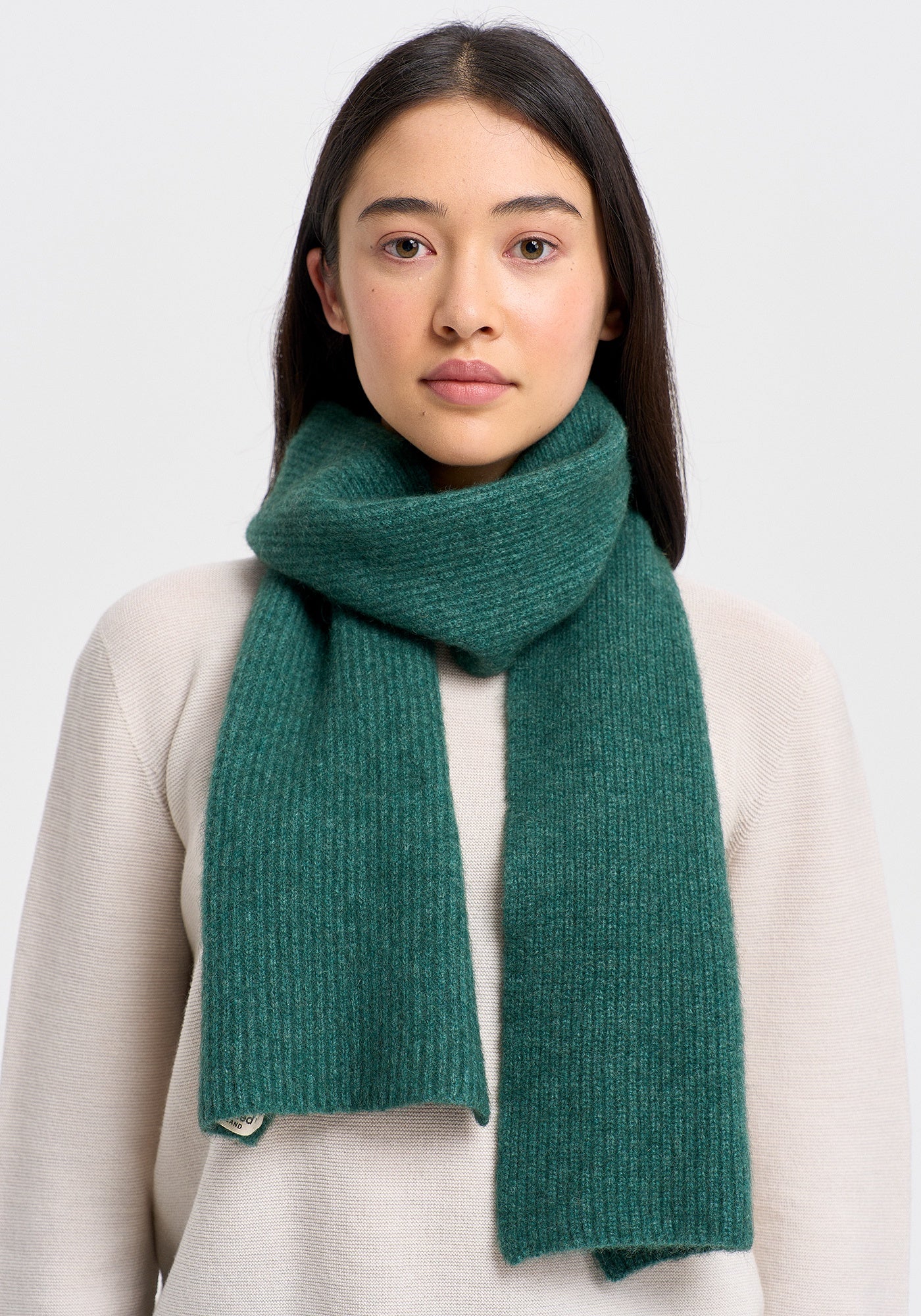 Bleep Scarf available shopology Christchurch, CBD. This is one of our most popular unisex scarves made from Untouched World's beautiful Ecopossum™ blend of Merino, possum and silk. It’s pill resistant and itch free which is great for round your neck area. Suitable for men or women, it will add a great finishing touch to your winter outfit.