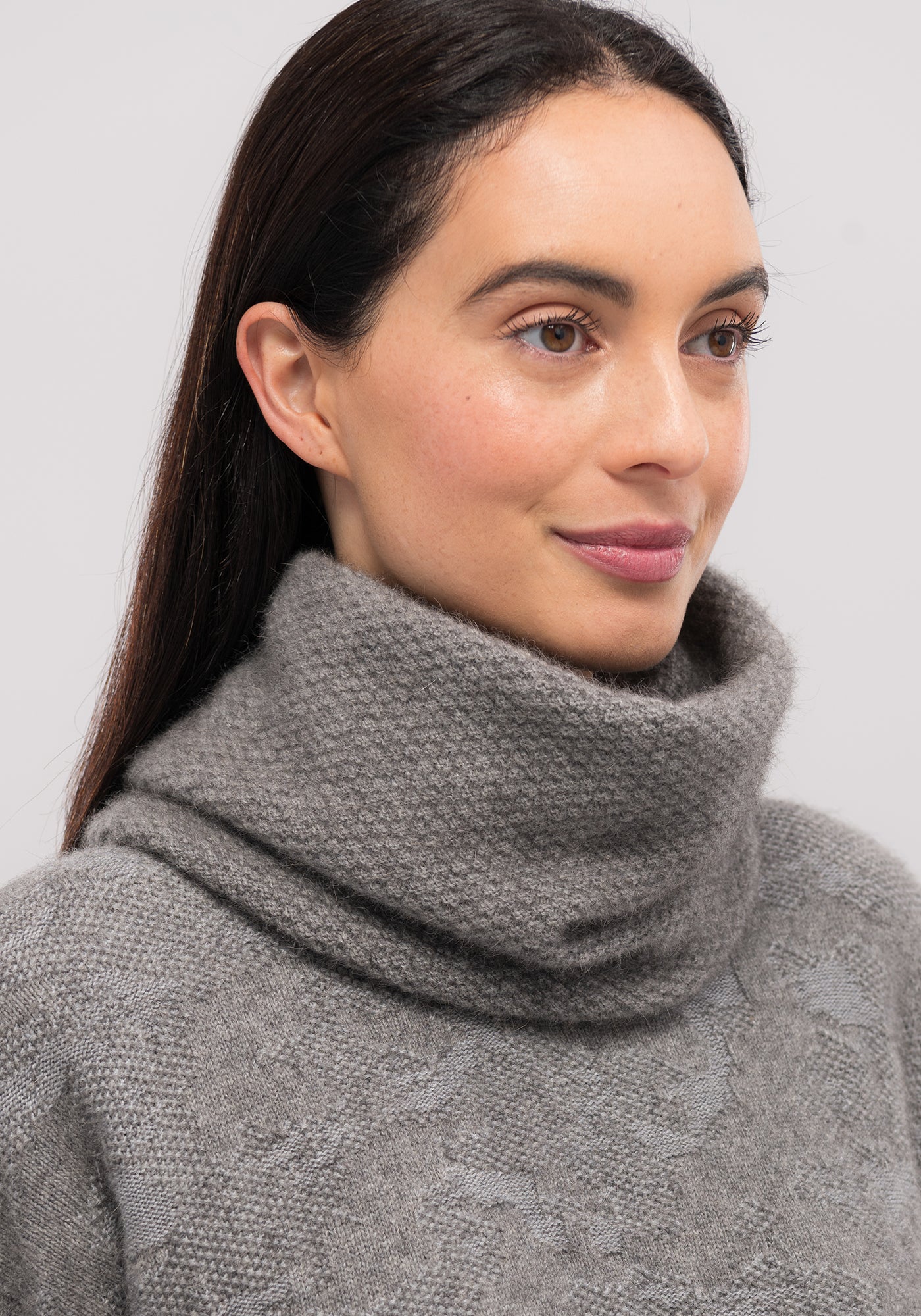 Exclusive Ecopossum blend, Untouched World, 50% merino, 40% possum & 10% mulberry silk blend, made in New Zealand, wool spun in New Zealand, premium blend of fine ZQ certified merino, brush tail possum, featherweight softness, luxurious combination of fibres, pill resistant, eco & sustainable, gift, New Zealand wool product, knitwear, wool, washable, tourist, sustainable, stylish, natural, merino yarn, lightweight, itch-free, fashion, scarf, unisex, shopology, local, Canterbury made, exclusive CBD, snood