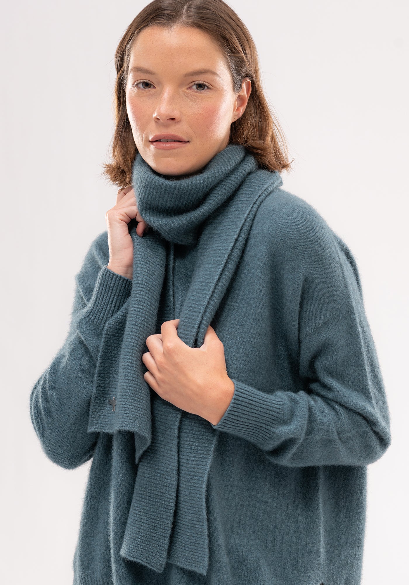 Luxurious Relax scarf, Untouched World, cashmere, possum & silk blend, eco & sustainable, Exclusive Kapua yarn, premium possum fibre blended with cashmere & mulberry Silk, luxuriously soft, lightweight, pill-resistant, itch free for sensitive skin, weightless warmth, pill-resistant, silky soft & comfortable, gift, women’s wear, knitwear, Made in New Zealand, stylish, washable, natural, eco-friendly, clothing, breathable, Shopology, unisex scarf, exclusive CBD, Canterbury made, local