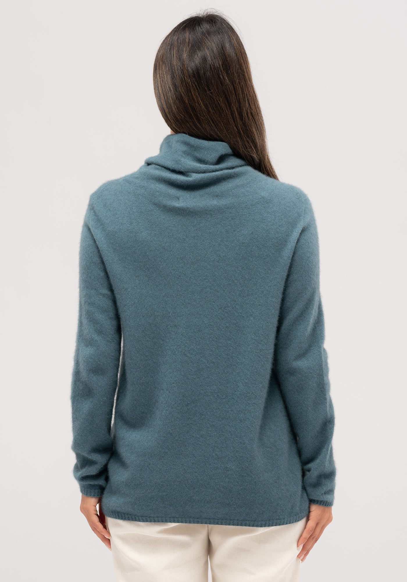 Untouched World, cashmere, possum & silk blend, eco & sustainable, Exclusive Kapua yarn, premium possum fibre blended with cashmere & mulberry Silk, luxuriously soft, lightweight, pill-resistant, itch free for sensitive skin, weightless warmth, pill-resistant, silky soft & comfortable, gift, women’s wear, knitwear, Made in New Zealand, stylish, washable, natural, eco-friendly, clothing, breathable, biodegradable, Shopology, float sweater, roll neck, exclusive CBD, local, Canterbury made