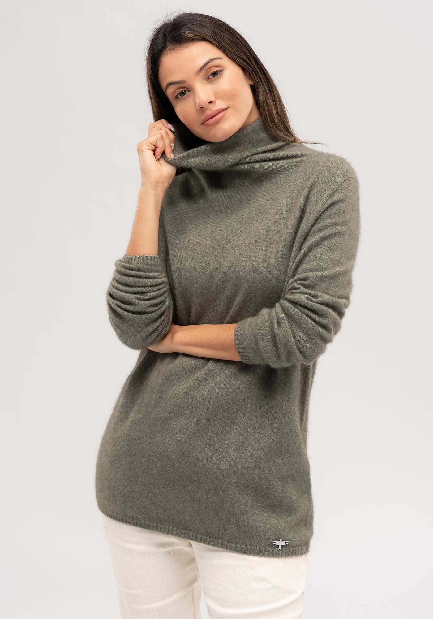 Untouched World, cashmere, possum & silk blend, eco & sustainable, Exclusive Kapua yarn, premium possum fibre blended with cashmere & mulberry Silk, luxuriously soft, lightweight, pill-resistant, itch free for sensitive skin, weightless warmth, pill-resistant, silky soft & comfortable, gift, women’s wear, knitwear, Made in New Zealand, stylish, washable, natural, eco-friendly, clothing, breathable, biodegradable, Shopology, float sweater, roll neck, exclusive CBD, local, Canterbury made