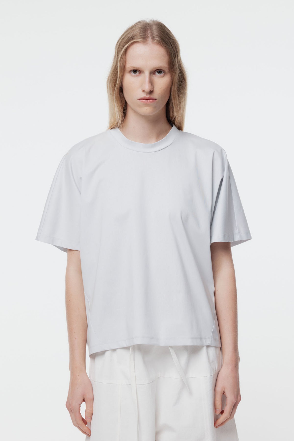 Paola Tee -Mist