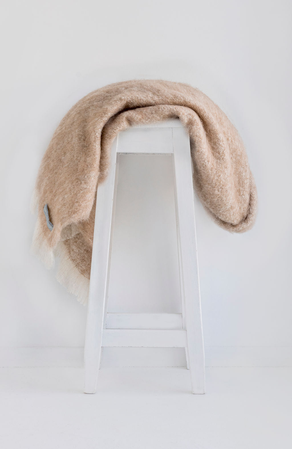 Alpaca Throw