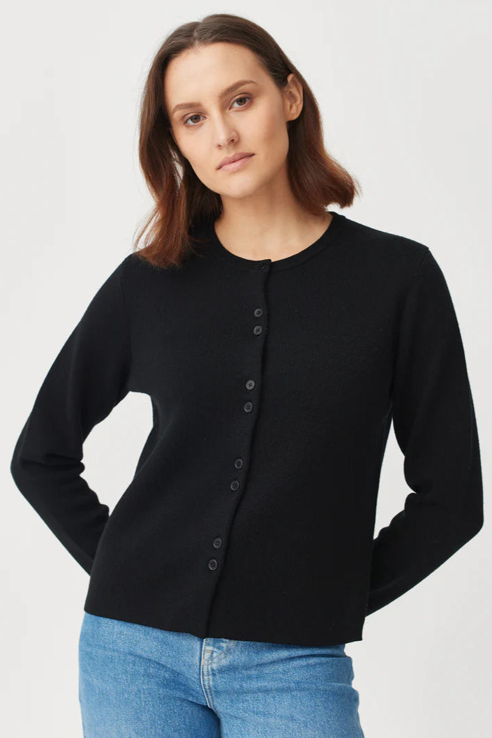 Demi Cardi