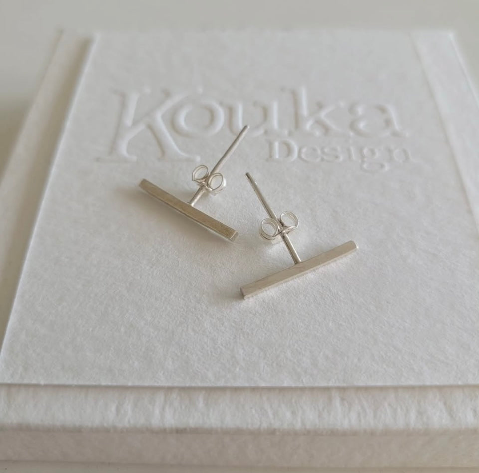 Silver Curve With Bar - Earrings