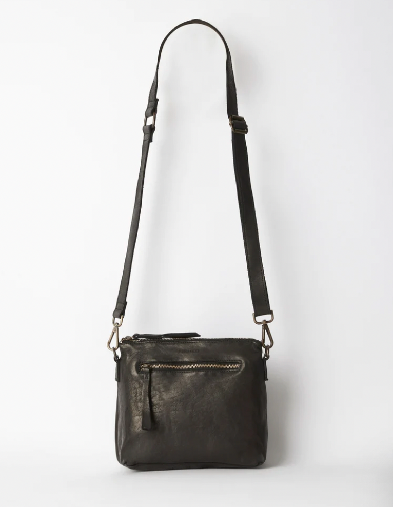 Large Essential Pouch