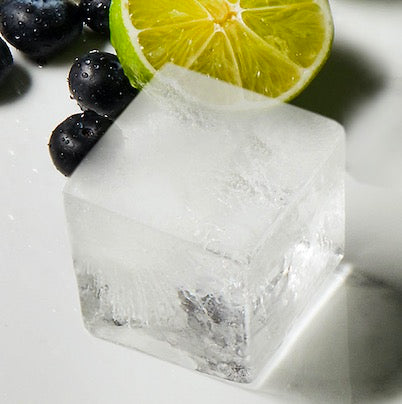 DRINKS PLINKS available shopology Christchurch, CBD. Ice cubes with attitude. Personalise your drinks with letters from the alphabet or other interesting shapes. Created as a great conversation piece. Can be used for baking as well as Ice cubes. A unique gift for anyone. Free from BPA, BPS & phthalates. Safe to bake to 428F / 220C Food grade sillicone, dishwasher safe.