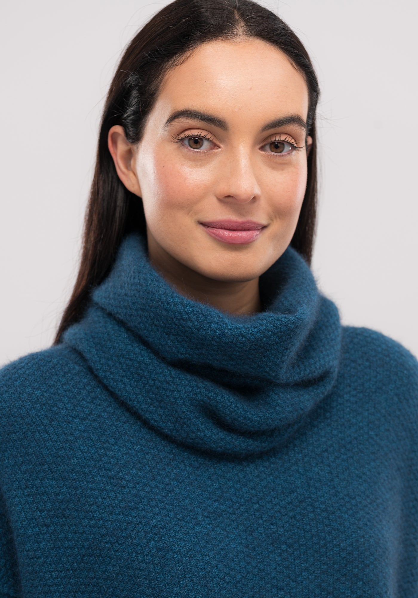 Exclusive Ecopossum blend, Untouched World, 50% merino, 40% possum & 10% mulberry silk blend, made in New Zealand, wool spun in New Zealand, premium blend of fine ZQ certified merino, brush tail possum, featherweight softness, luxurious combination of fibres, pill resistant, eco & sustainable, gift, New Zealand wool product, knitwear, wool, washable, tourist, sustainable, stylish, natural, merino yarn, lightweight, itch-free, fashion, scarf, unisex, shopology, local, Canterbury made, exclusive CBD, snood
