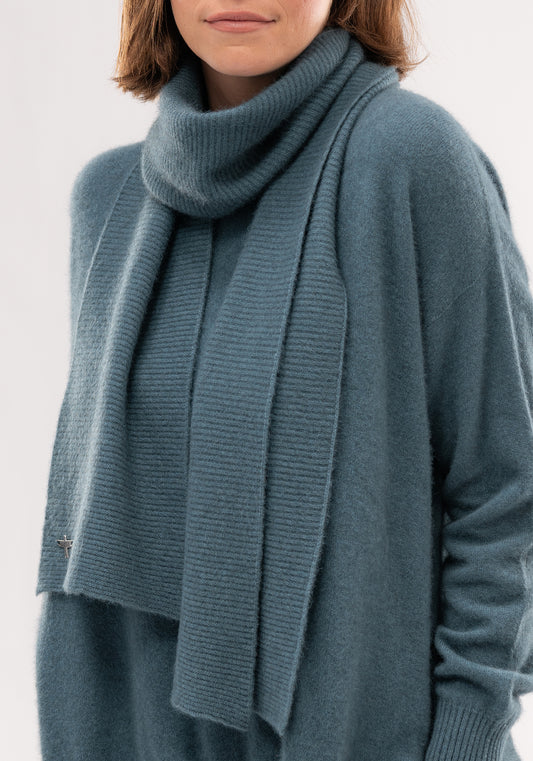 Luxurious Relax scarf, Untouched World, cashmere, possum & silk blend, eco & sustainable, Exclusive Kapua yarn, premium possum fibre blended with cashmere & mulberry Silk, luxuriously soft, lightweight, pill-resistant, itch free for sensitive skin, weightless warmth, pill-resistant, silky soft & comfortable, gift, women’s wear, knitwear, Made in New Zealand, stylish, washable, natural, eco-friendly, clothing, breathable, Shopology, unisex scarf, exclusive CBD, Canterbury made, local