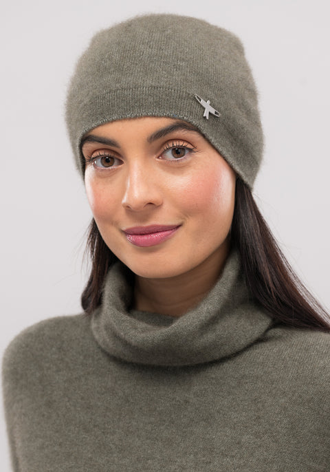 silky soft cashmere blend beanie, weightless warmth like no other, won't itch or prickle perfect for sensitive skin, beanie is as light as a feather, perfect balance of cosiness & style, Untouched World, Made in New Zealand, eco & sustainable, NZ gift, cashmere, possum & silk blend, exclusive kapua yarn, premium possum fibre blended with cashmere & mulberry silk, luxuriously soft, ultra comfy, lightweight, pill-resistant, knitwear, stylish, washable, natural, shopology, exclusive CBD, local, Canterbury made