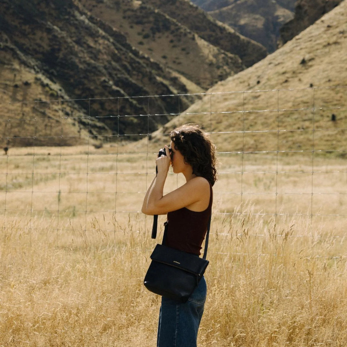 Zahra Crossbody