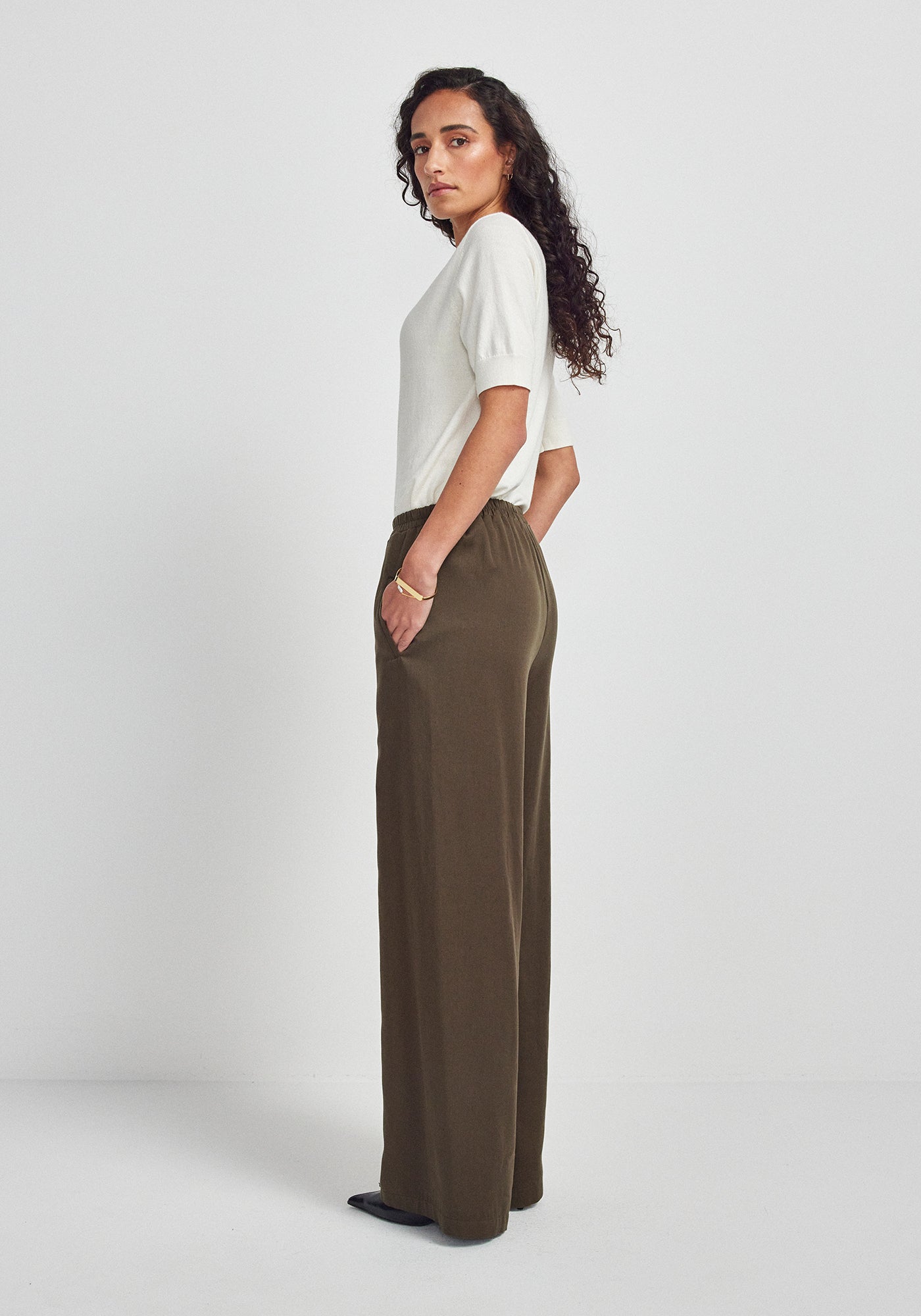 Yumi Pant