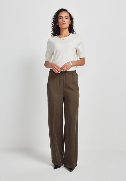 Yumi Pant