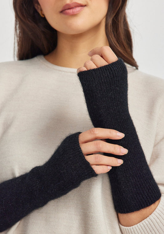 Nia Handwarmers