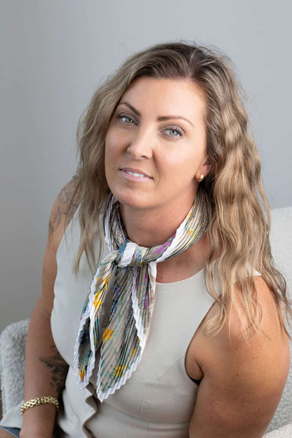 Stilen Rilee Pleated Scarf