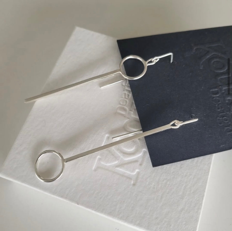 Silver Long Bar with Circle - earrings