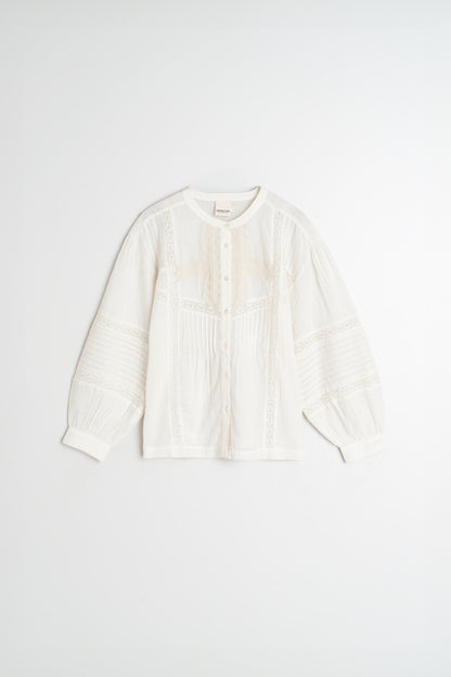 Romantic Embroidered Shirt