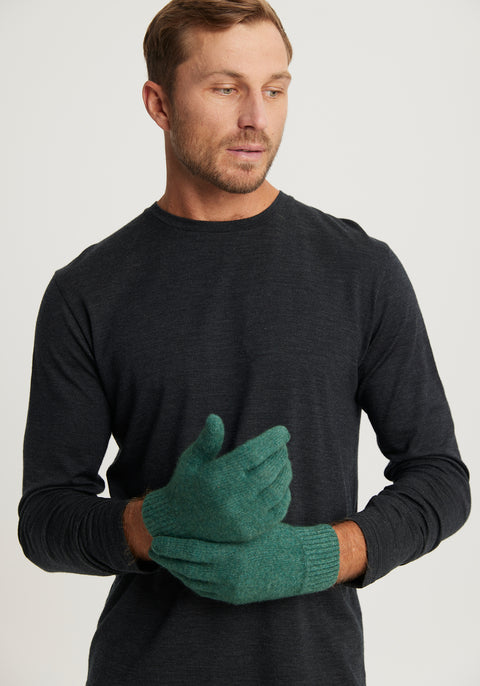 Cosy gloves using exclusive Ecopossum blend, Untouched World, 50% merino, 40% possum & 10% mulberry silk blend, made in New Zealand, premium blend of fine ZQ certified merino, brush tail possum, featherweight softness with warmth & durability, luxurious, pill resistant, eco & sustainable, gift, New Zealand wool product, knitwear, wool, washable, Shopology, tourist, sustainable, stylish, natural, merino yarn, lightweight, itch-free, fashion, easy-care, unisex gloves, local, exclusive CBD, Canterbury made