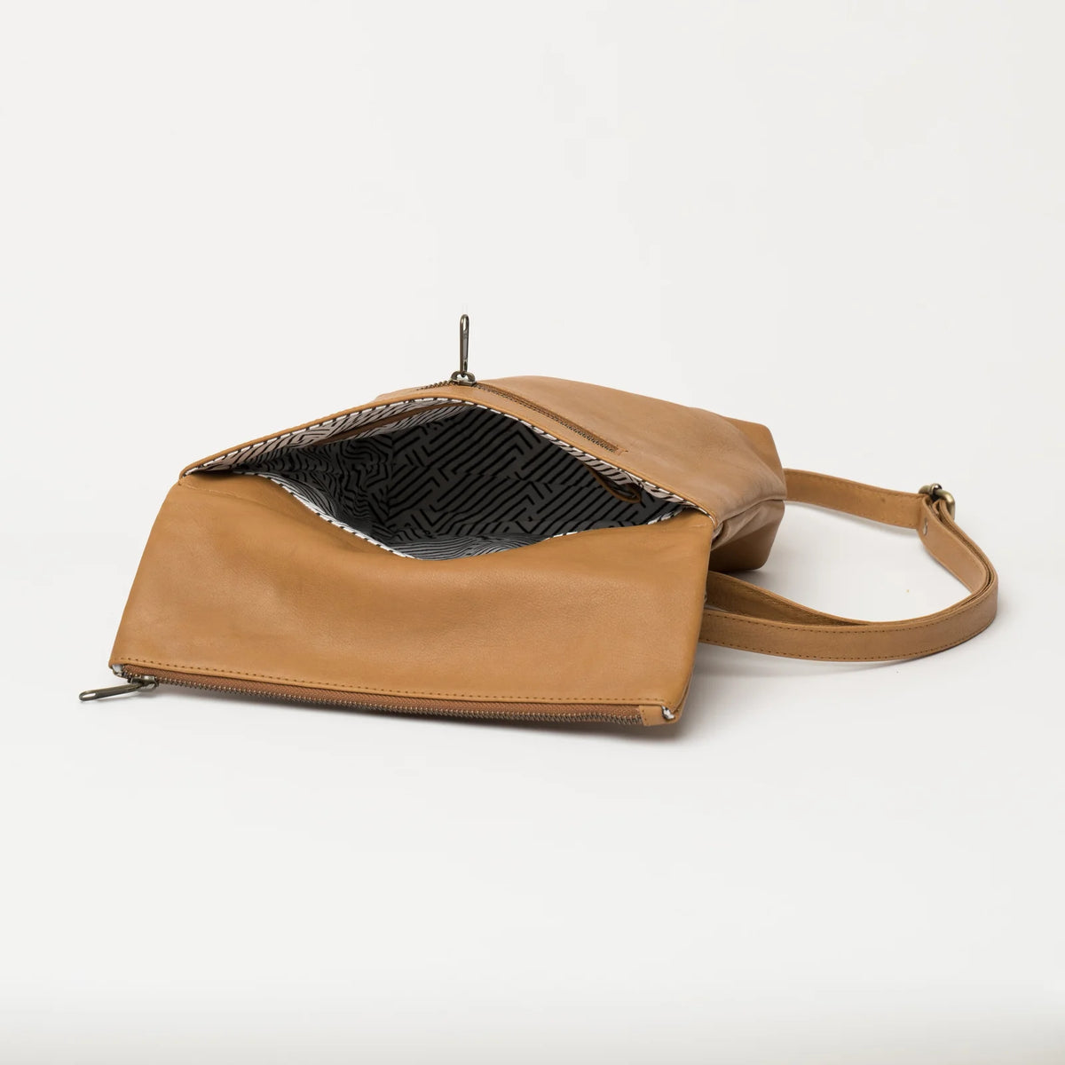 Zahra Crossbody