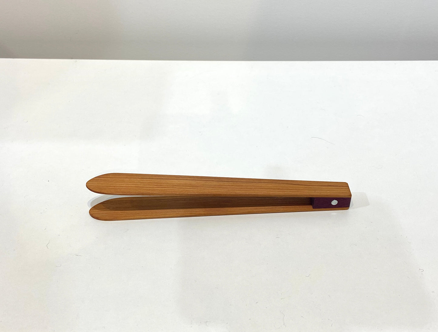 Rimu Toast Tongs