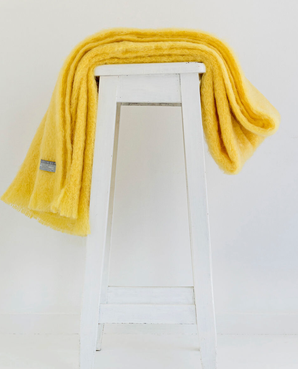 Gorgeous Mohair Knee Rug / Throw, come's as a luxury Throw or a Knee rug, vast range of colours, extremely soft, fleece of NewZealand Angora goats, lightweight with warmth, natural lustre with natural insulating properties, shopology, masterweave, come's in 2 sizes, Blanket Throw : 185cm x 130cm Knee Rug : 130cm x 100cm, made in NewZealand, great gift for overseas, tourist